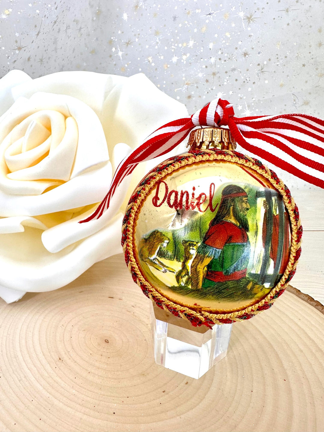 3 1/4" Collectable Bible Hero Glass Ornament Made in USA | Hugs Special Occasions Keepsake Gifts |  (Bible Hero Daniel)