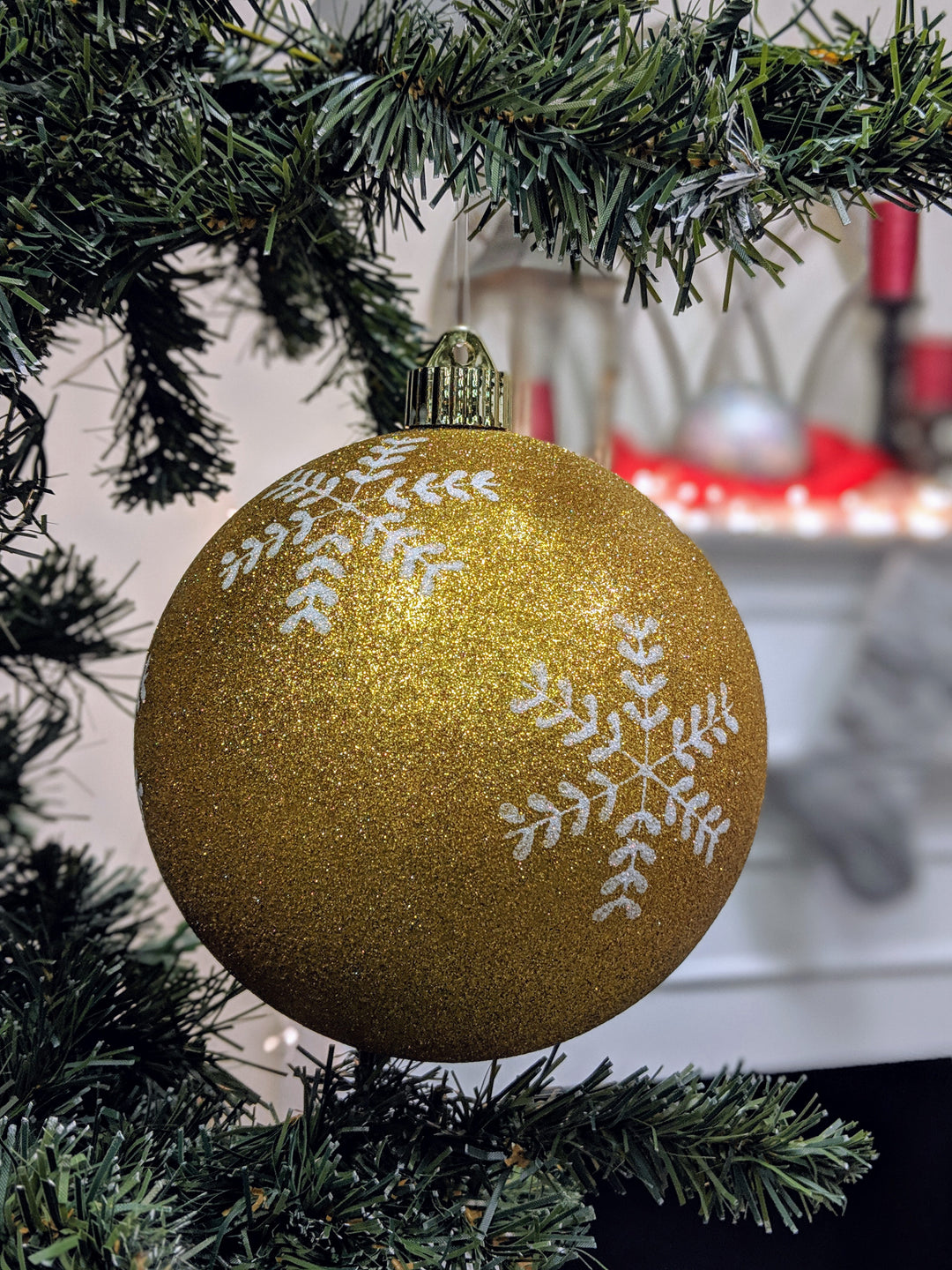 Christmas By Krebs 6" (150mm) Ornament, [2 Pieces], Commercial Grade Indoor and Outdoor Shatterproof Plastic, Water Resistant Decorated Ball Shape Ornament Decorations (Gold Glitter with Snowflakes)