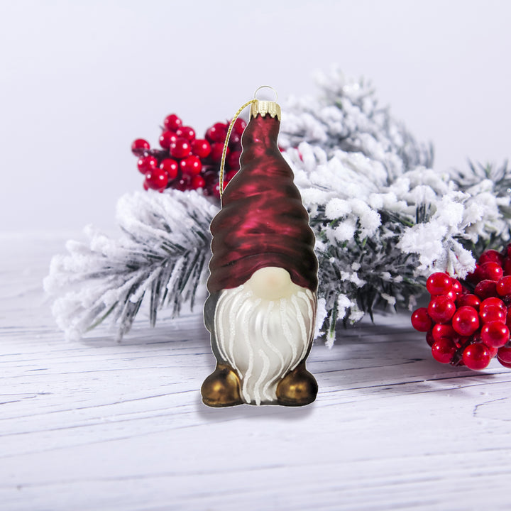 Gnome with Burgundy Hat (1)